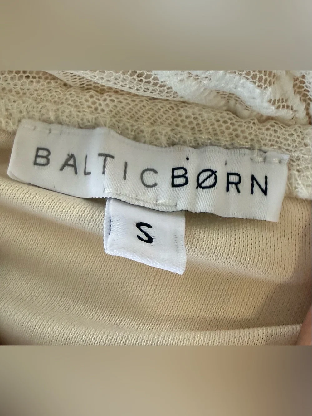 Baltic born off shoulder maxi dress. Size small. Color white/off white - Picture 4 of 7